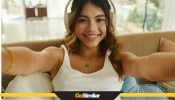 Teenage girl Poster